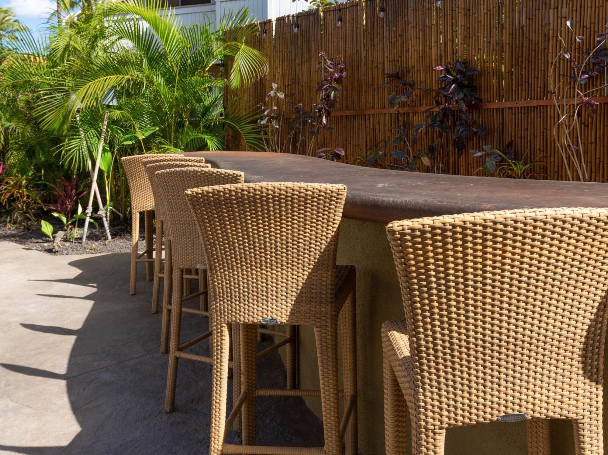 Bamboo Suite, 1 Bedroom, Sleeps 4, Pool & Bbq, Pre-Renovation Summer Sale キヘイ エクステリア 写真